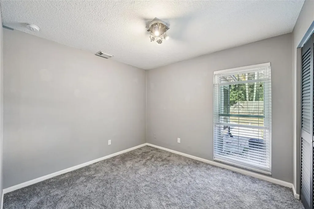 2015 Ronald Circle Seffner FL 33584