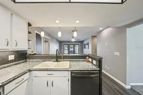 2015 Ronald Circle Seffner FL 33584