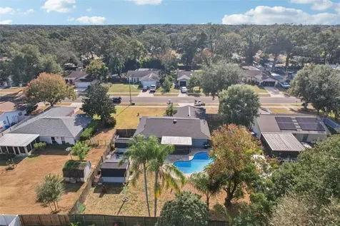 2015 Ronald Circle Seffner FL 33584