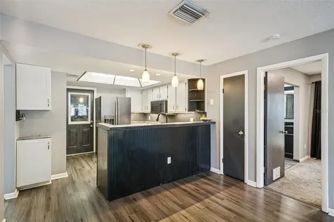 2015 Ronald Circle Seffner FL 33584