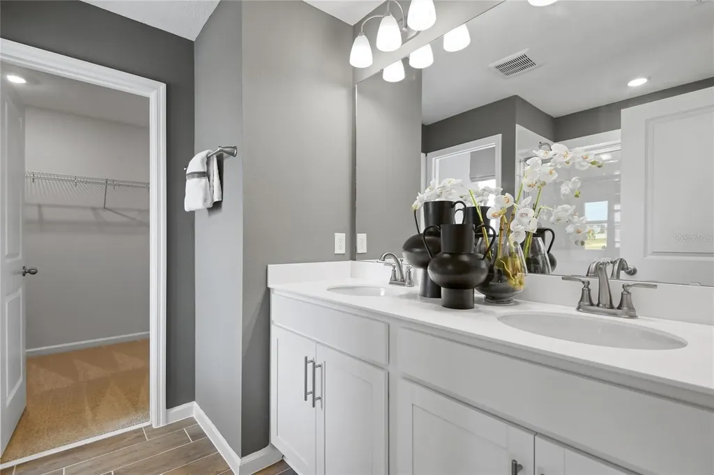 5131 Spring Maiden Circle Apollo Beach FL 33572