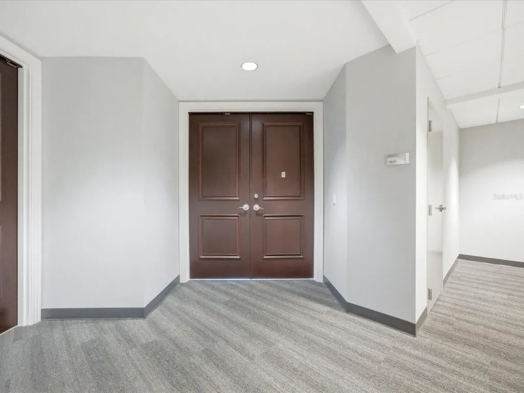 1209 E Cumberland Avenue Tampa FL 33602