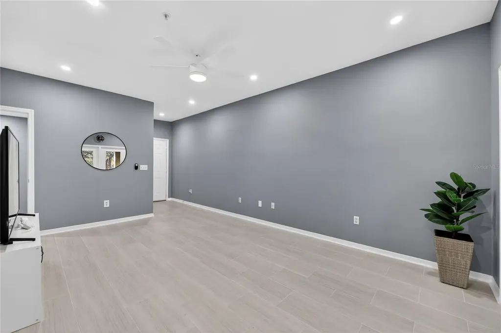 2010 E Palm Avenue Tampa FL 33605
