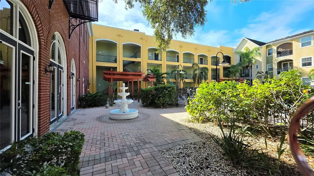2010 E Palm Avenue Tampa FL 33605