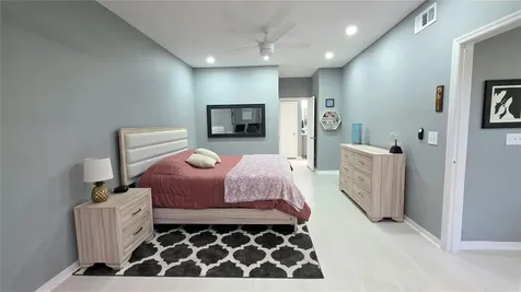 2010 E Palm Avenue Tampa FL 33605