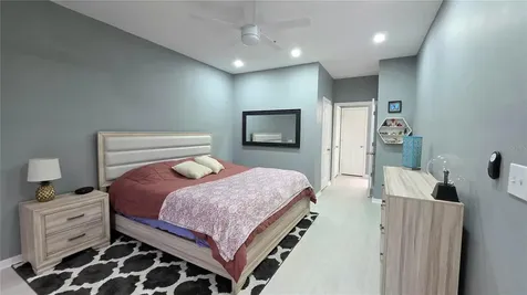 2010 E Palm Avenue Tampa FL 33605
