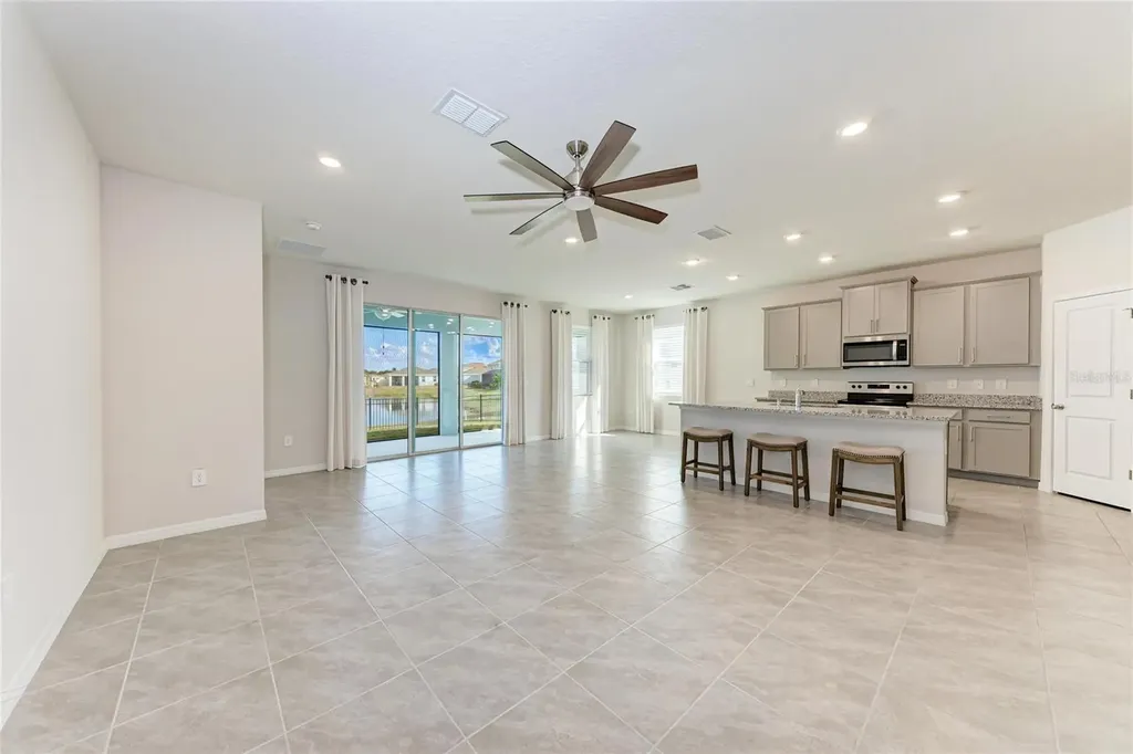 3677 Turning Tides Terrace Bradenton FL 34208