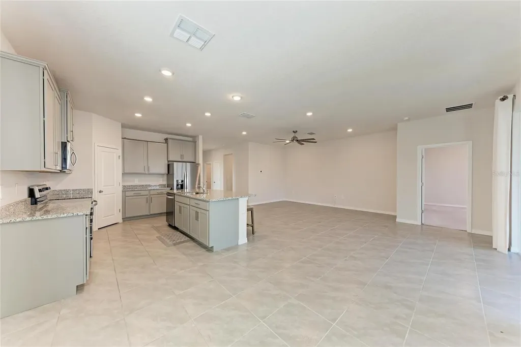 3677 Turning Tides Terrace Bradenton FL 34208