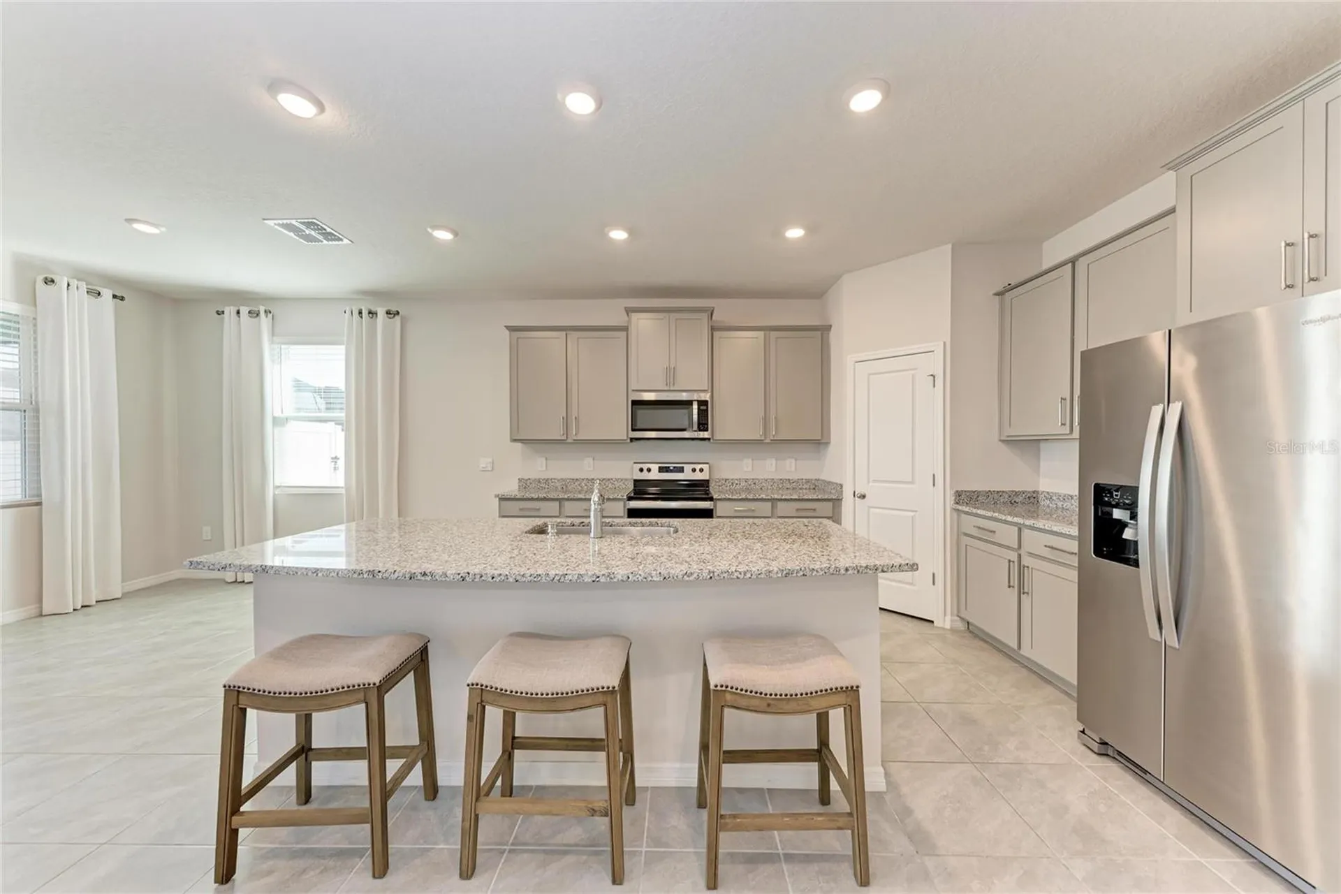 3677 Turning Tides Terrace Bradenton FL 34208