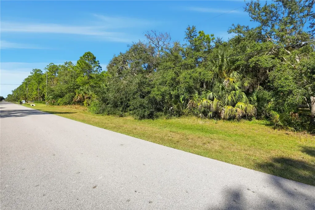 185 33rd Avenue NW Naples FL 34120