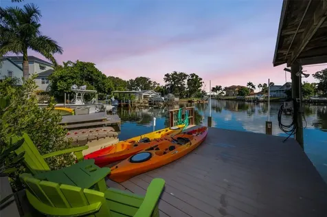 110 Carlyle Circle Palm Harbor FL 34683