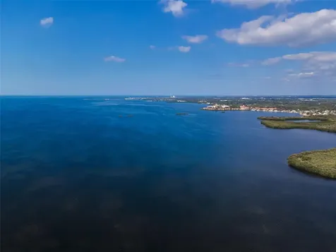 110 Carlyle Circle Palm Harbor FL 34683