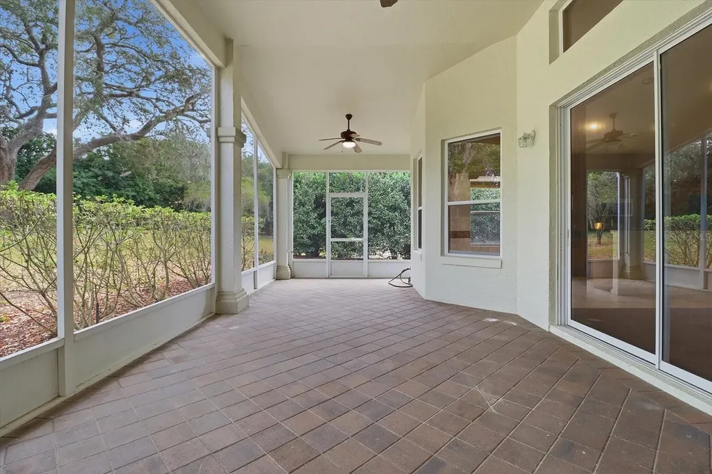 1683 N Shadowview Path Hernando FL 34442