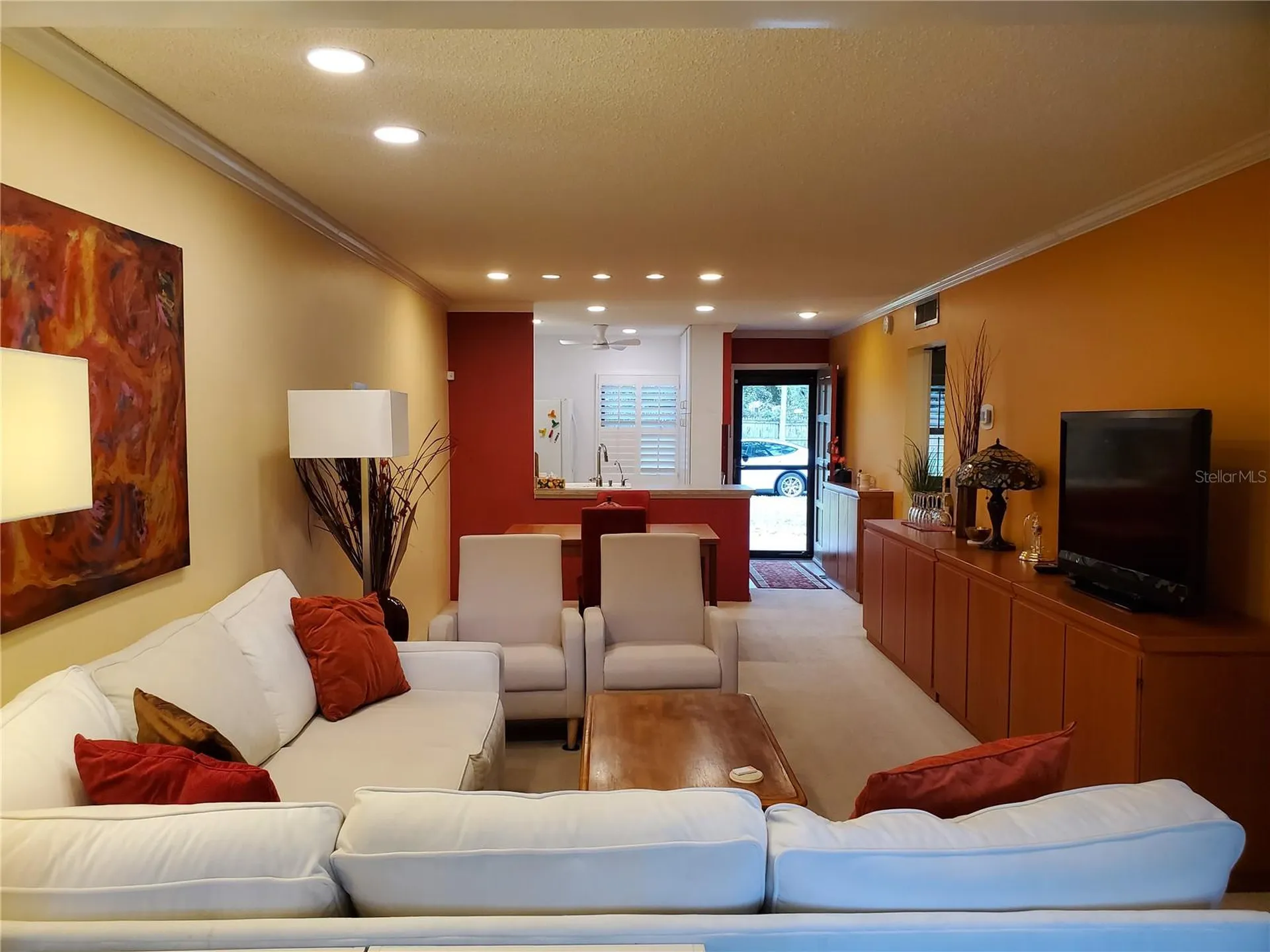 1403 Arrowhead Circle W Clearwater FL 33759