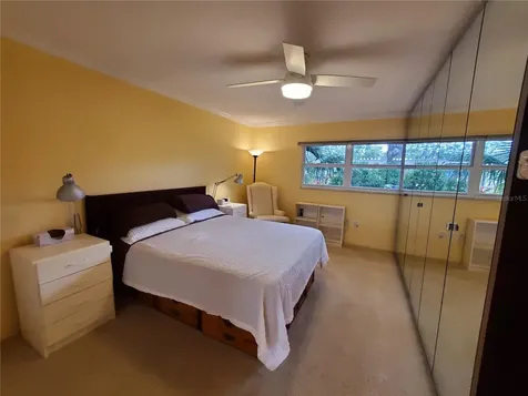 1403 Arrowhead Circle W Clearwater FL 33759