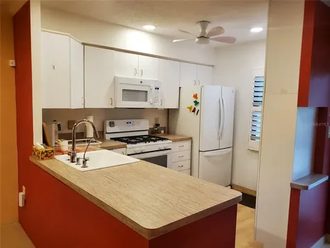 1403 Arrowhead Circle W Clearwater FL 33759