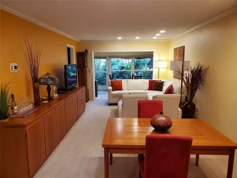 1403 Arrowhead Circle W Clearwater FL 33759