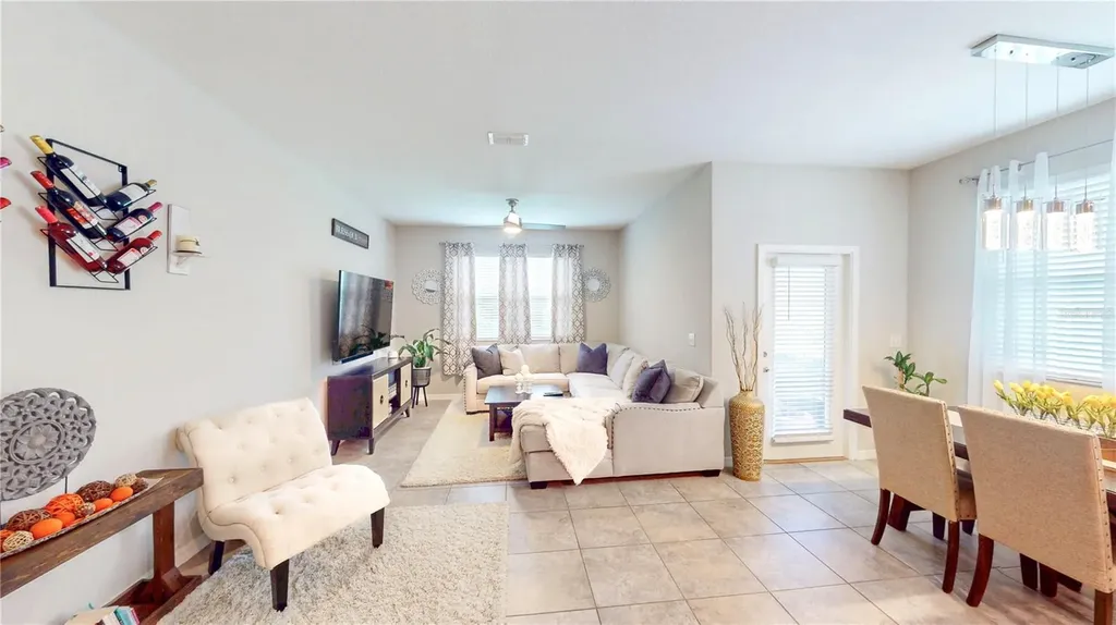 9776 Pembrooke Pines Drive Sun City Center FL 33573