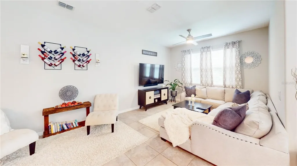 9776 Pembrooke Pines Drive Sun City Center FL 33573