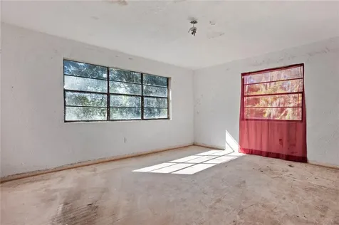 900 S Locust Avenue Sanford FL 32771