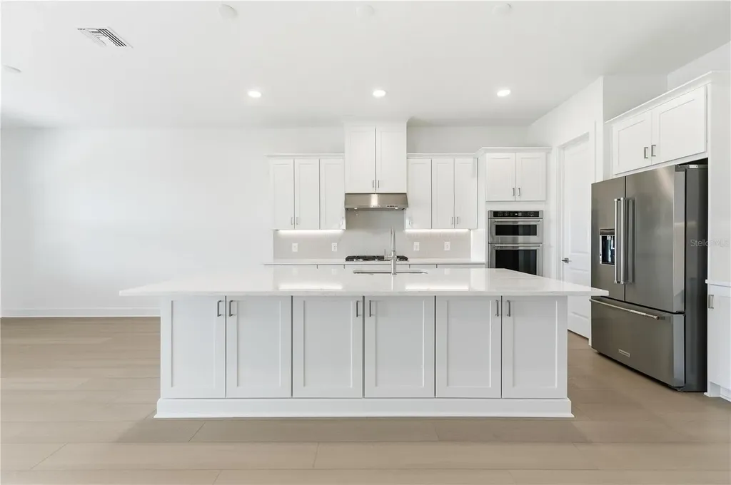 19090 Roble Court Venice FL 34293