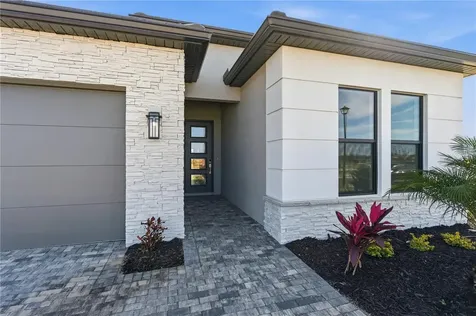 19090 Roble Court Venice FL 34293