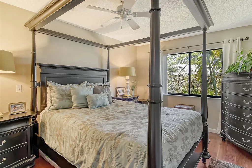 1720 Glenhouse Drive Sarasota FL 34231