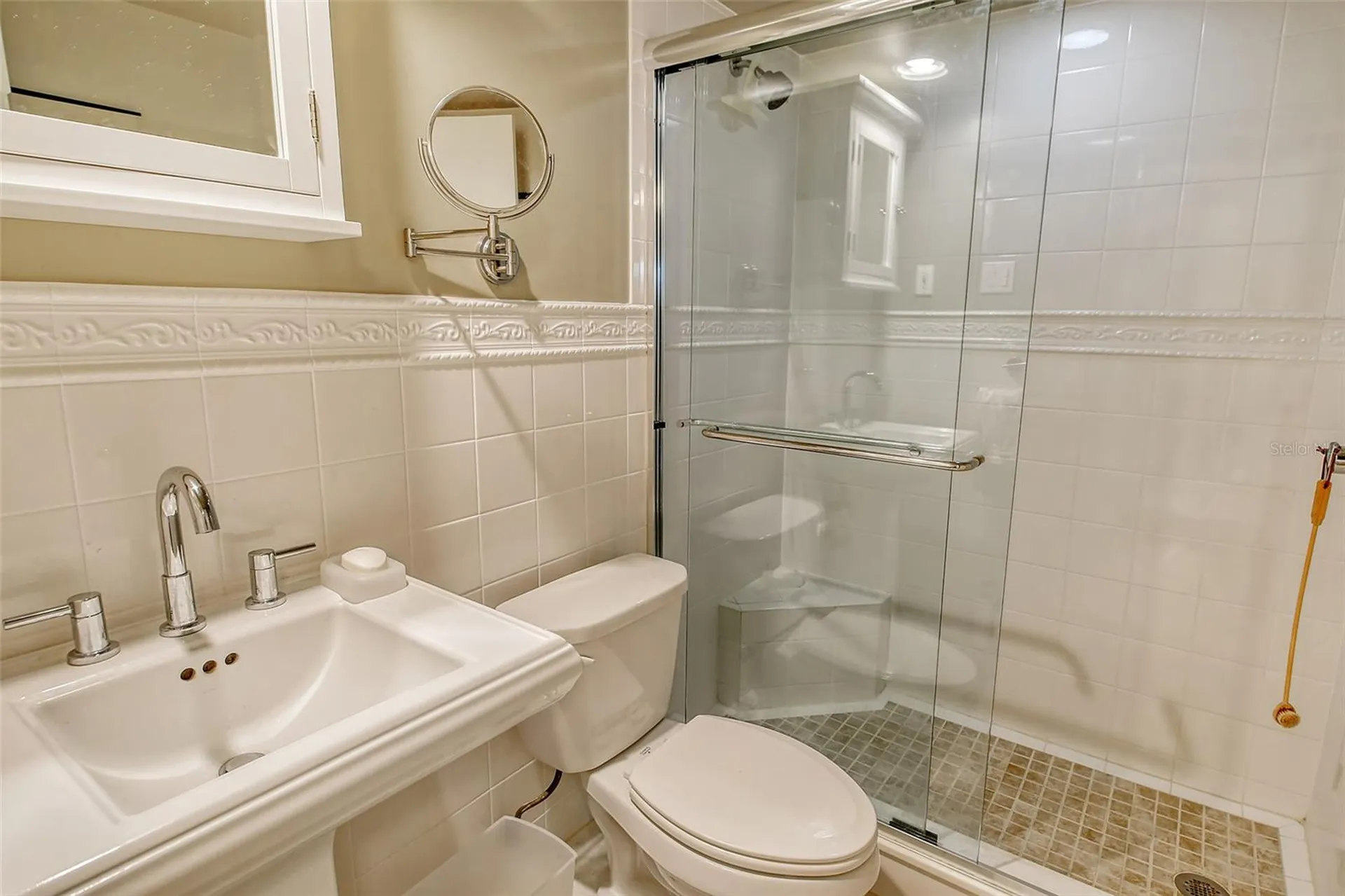 1720 Glenhouse Drive Sarasota FL 34231