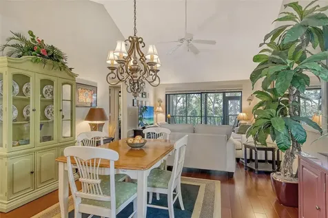 1720 Glenhouse Drive Sarasota FL 34231