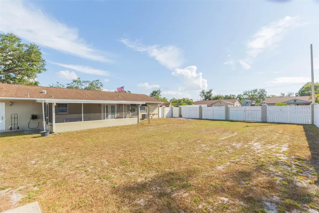 6710 Mornay Circle Tampa FL 33615