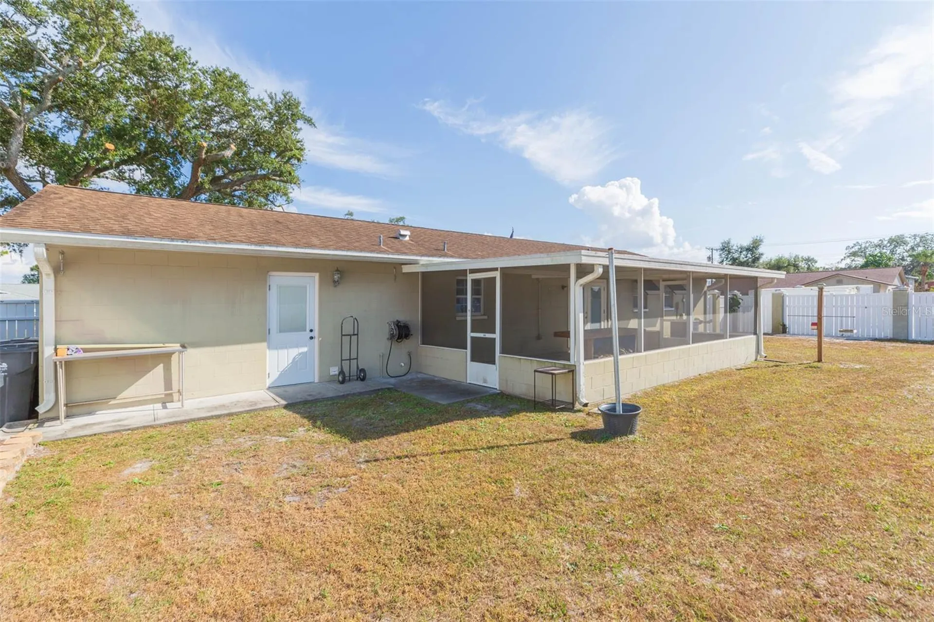6710 Mornay Circle Tampa FL 33615