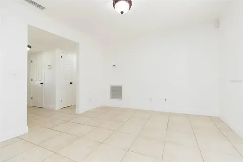 6710 Mornay Circle Tampa FL 33615