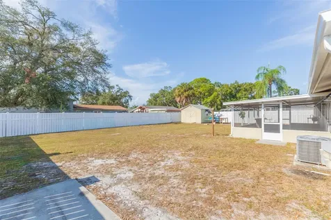 6710 Mornay Circle Tampa FL 33615