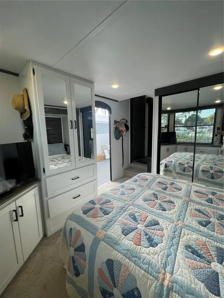57 Kove Boulevard Osteen FL 32764