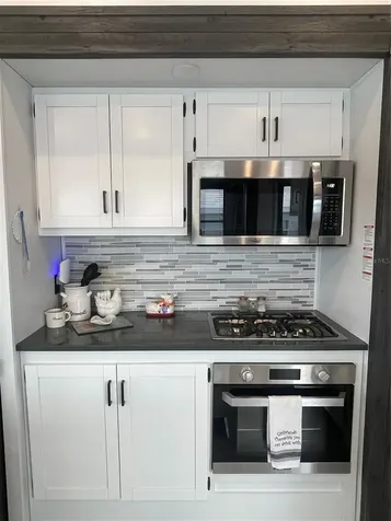 57 Kove Boulevard Osteen FL 32764