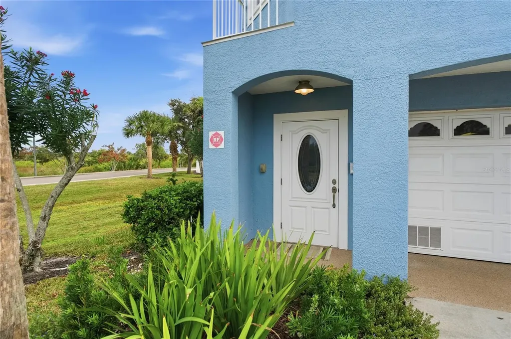 1197 Flying Fish Lane Tarpon Springs FL 34689