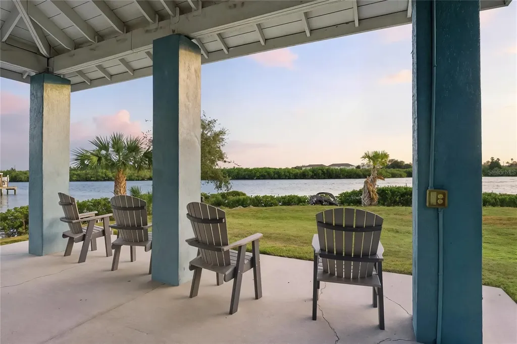 1197 Flying Fish Lane Tarpon Springs FL 34689