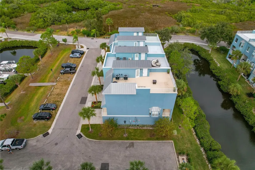 1197 Flying Fish Lane Tarpon Springs FL 34689
