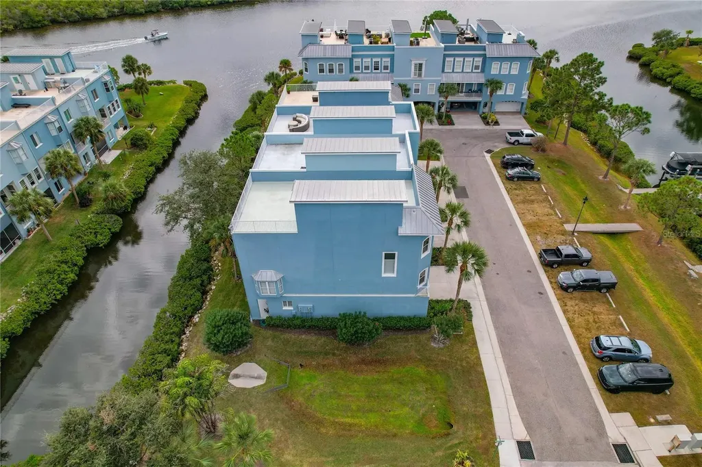 1197 Flying Fish Lane Tarpon Springs FL 34689