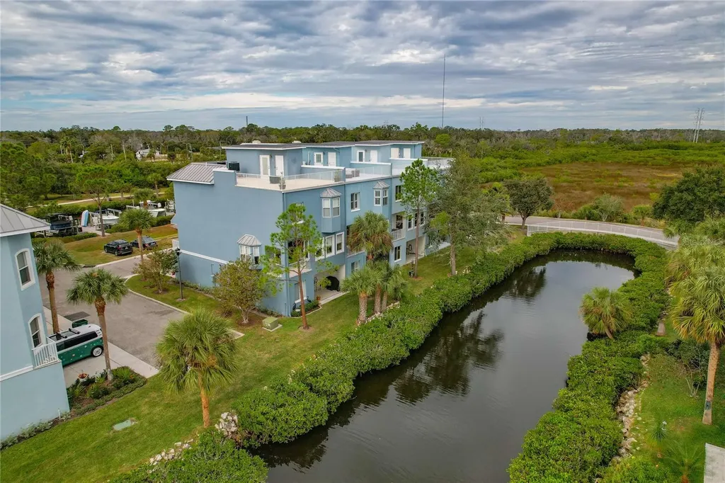 1197 Flying Fish Lane Tarpon Springs FL 34689