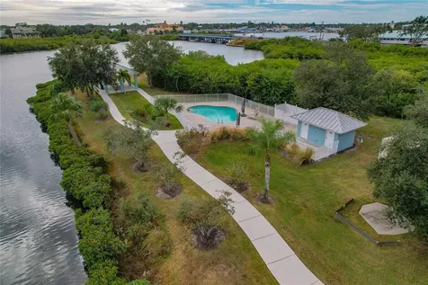 1197 Flying Fish Lane Tarpon Springs FL 34689