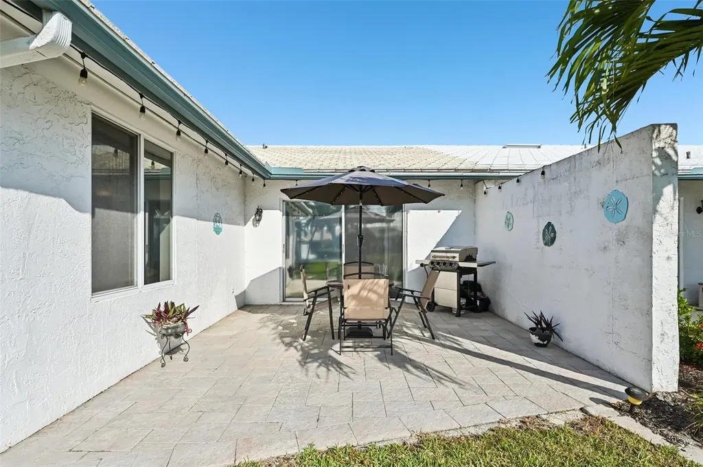 7315 8th Avenue W Bradenton FL 34209