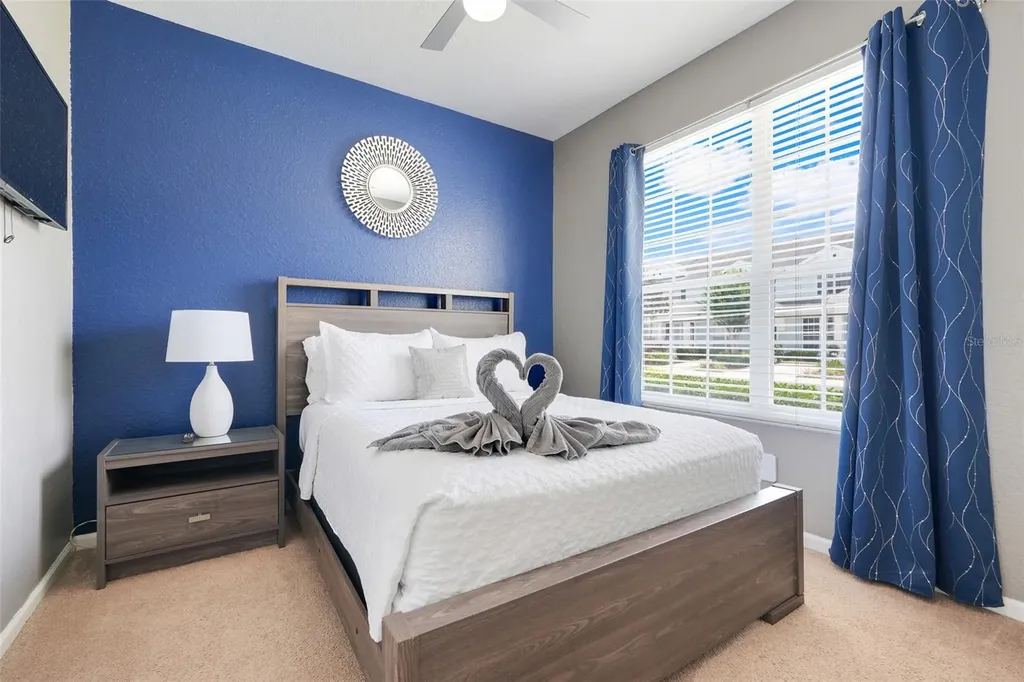 2530 Maneshaw Lane Kissimmee FL 34747
