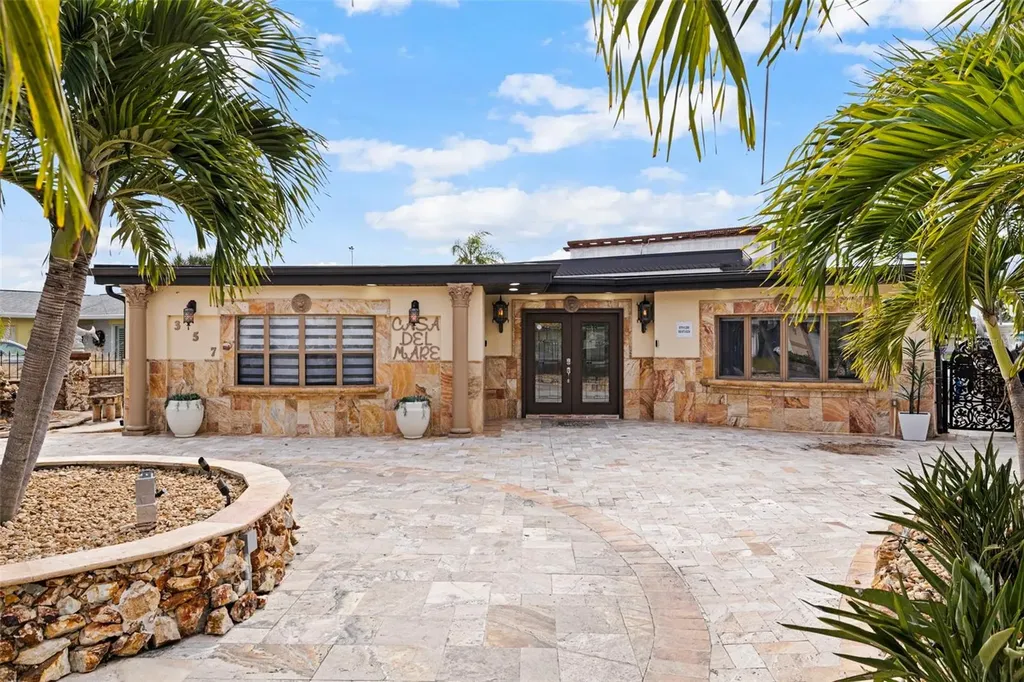 357 La Hacienda Drive Indian Rocks Beach FL 33785