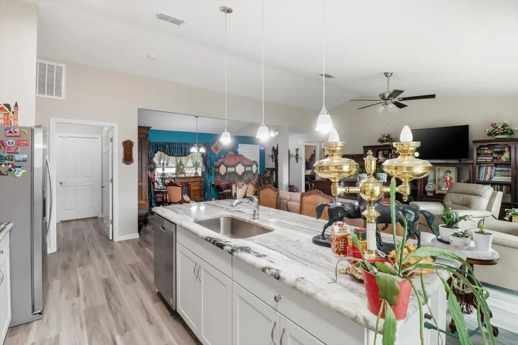 17636 SW 114th Street Dunnellon FL 34432
