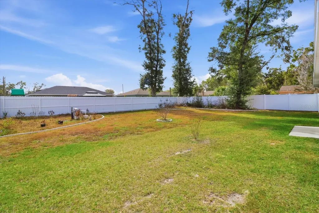 17636 SW 114th Street Dunnellon FL 34432