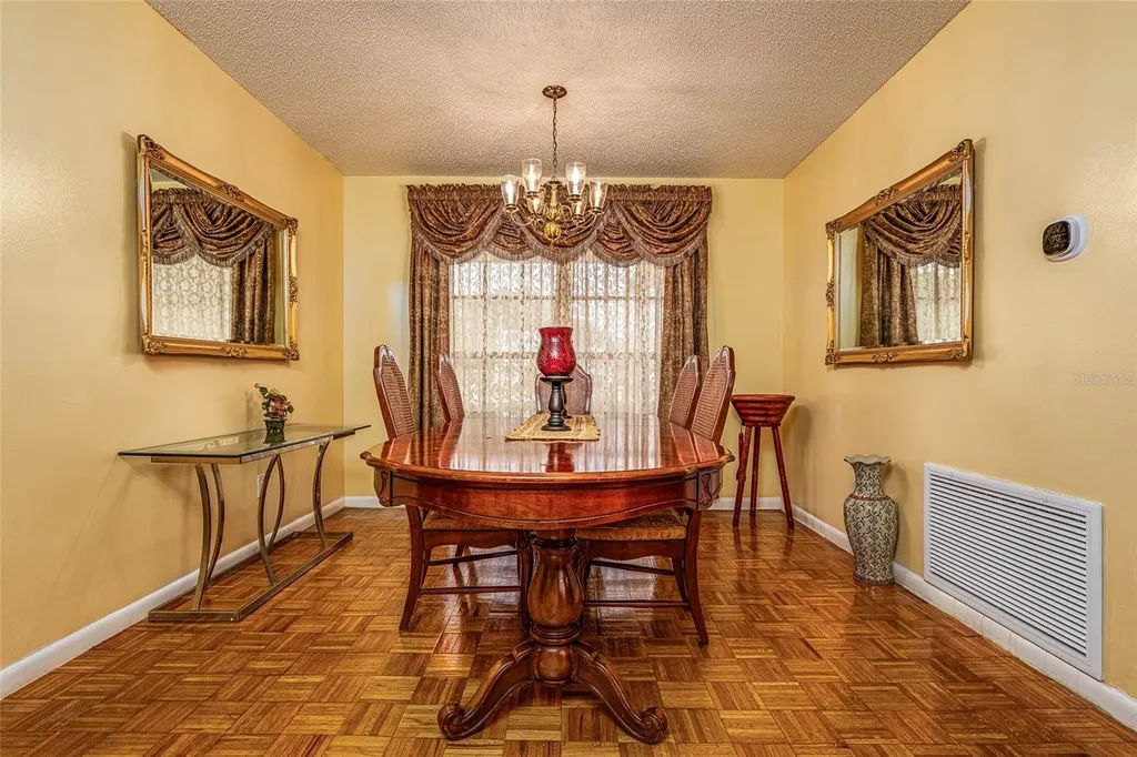 2903 Silver Ridge Drive Orlando FL 32818