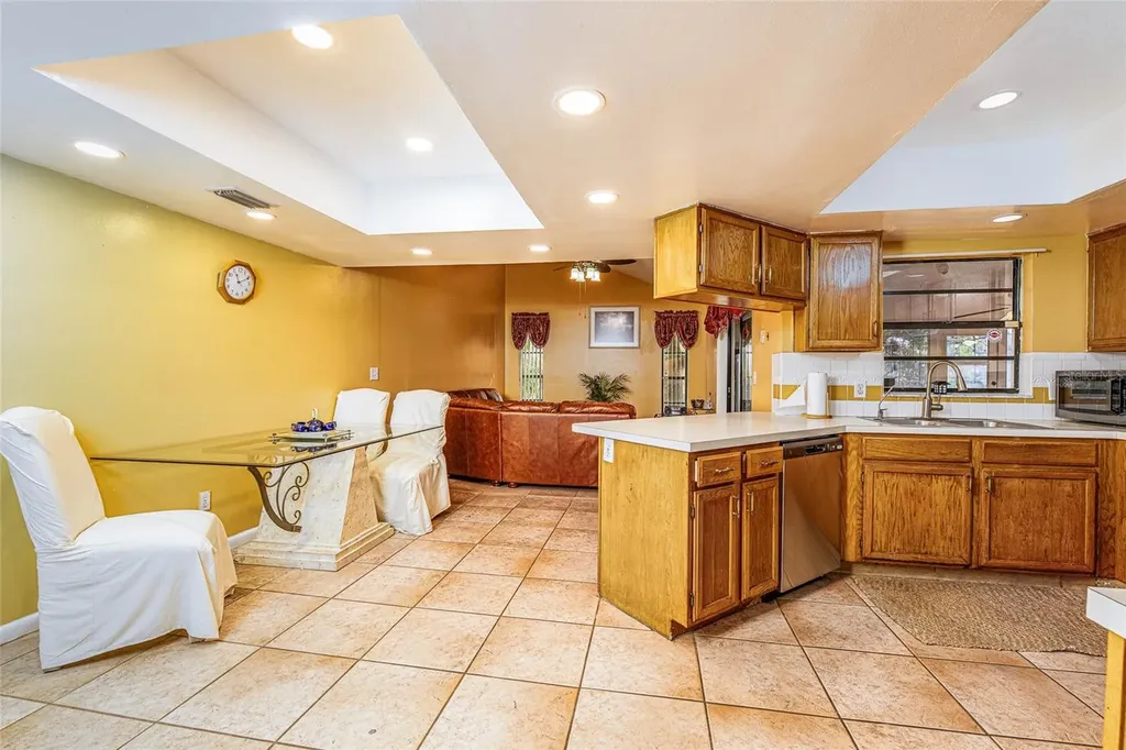 2903 Silver Ridge Drive Orlando FL 32818