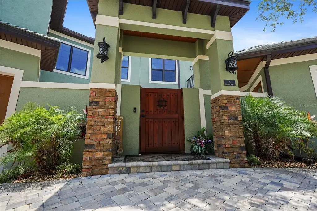 4 Oakview Court Palm Coast FL 32137