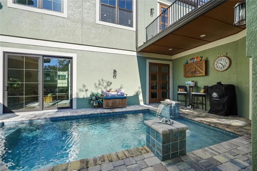 4 Oakview Court Palm Coast FL 32137